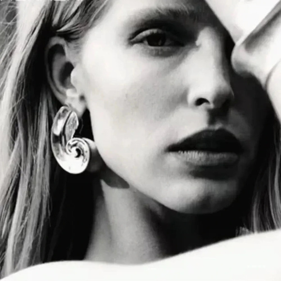 ZARA SEMI-CIRCULAR SILVER GOLD  EARRINGS - Picture 6 of 16